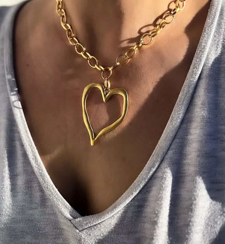 Collar In Love