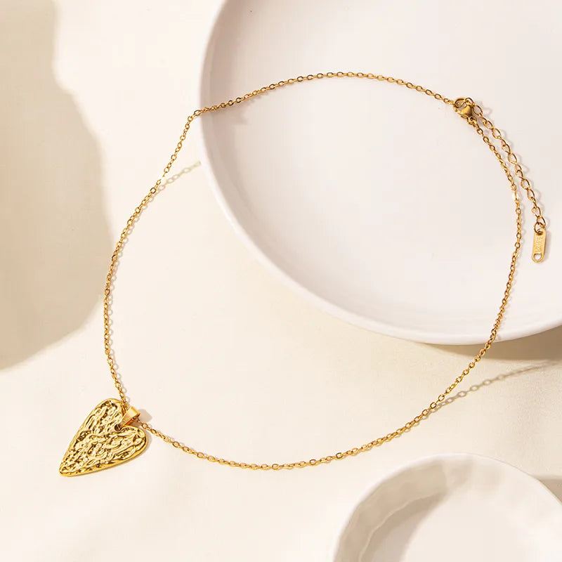 Collar Corazón Libre